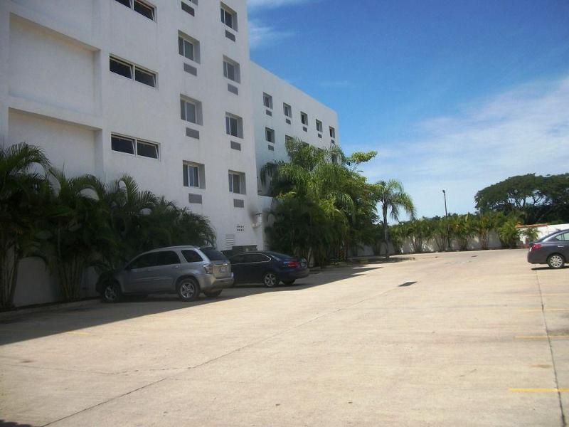 One Puerto Vallarta Aeropuerto Exterior foto